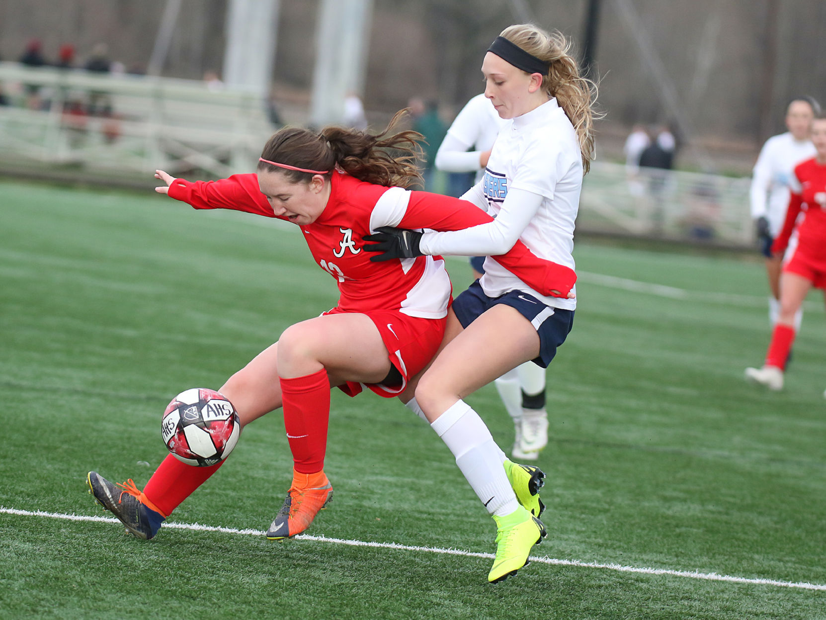 Alton vs. St. Dominic girls soccer